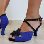 Blå højhælede sko, Se vores vores eksklusive kollektion af blå sandaler med høje hæle – perfekte til både fest, hverdag og bytur.